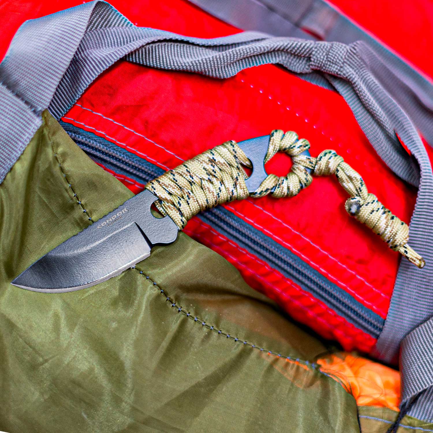 Carlitos Neck Messer Wüstentarnfarbe